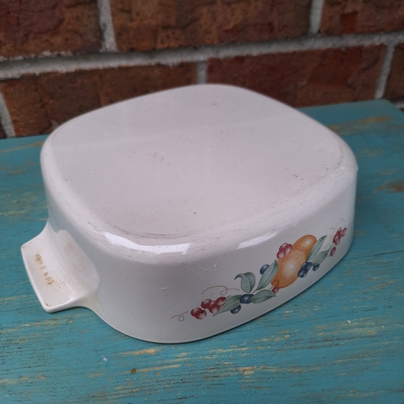 Corningware Abundance Berries Orange Leaves Bakeware Casserole Dish RARE Vintage - Picture 9 of 11